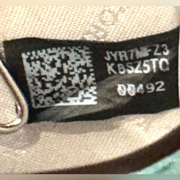 🩵 Michael Kors Card Holder - Picture 7 of 9